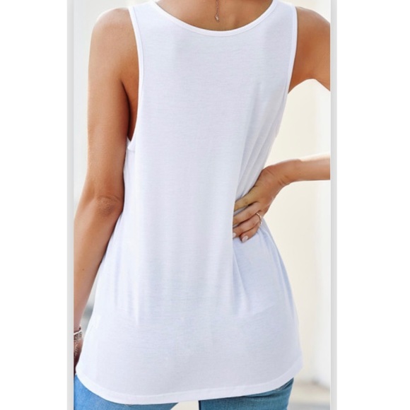 74. NEW| Women’s River Life Outdoor Summer Tank Top - Picture 3 of 4
